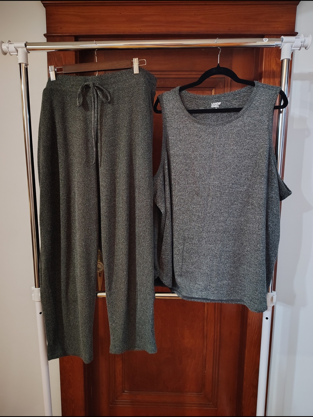 Lands' End Knit Wide-Leg Pants and Tank Top in Charcoal Gray